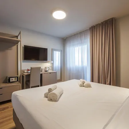 Lift Hotel 3*