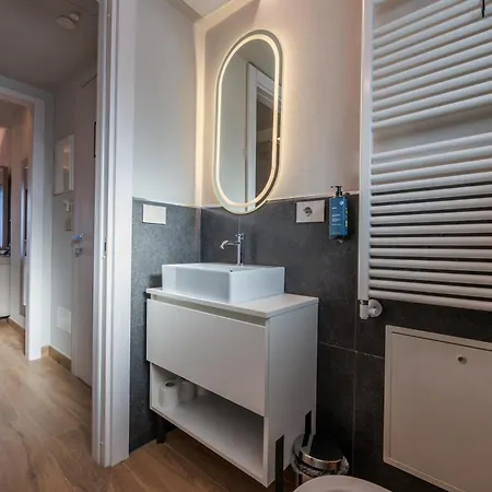 Lift Hotel 3*