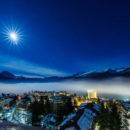 Lift Hotel