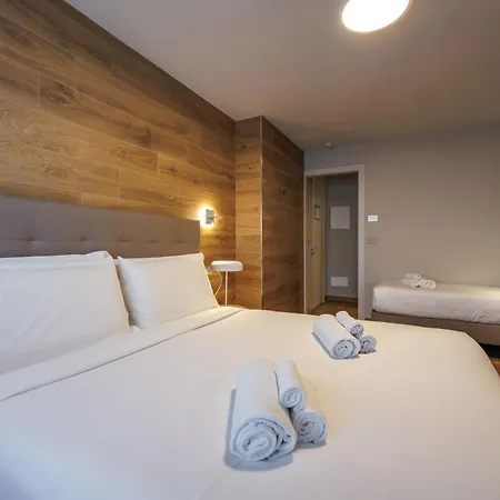 Lift Hotell 3*